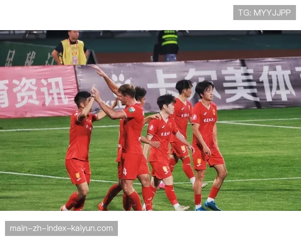 李镇全中场调度作用关键 铜梁龙年轻核心传球精准